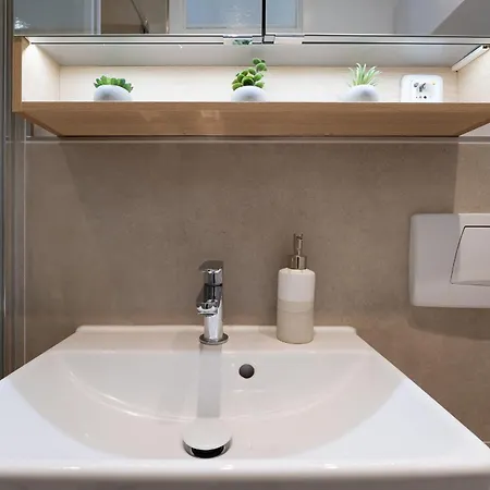 Apartment Marina Breeze *